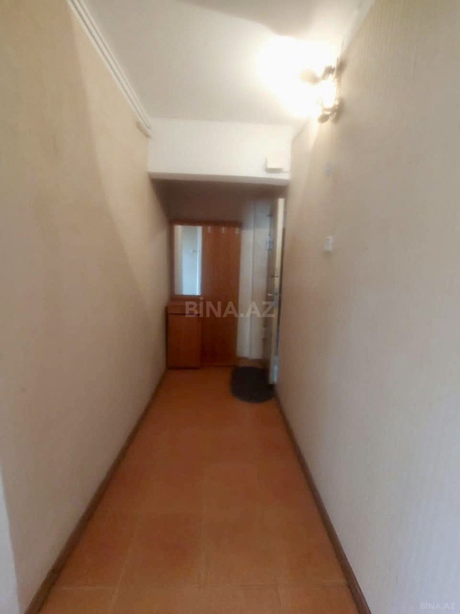 2 otaqlı Köhnə tikili, Neftçilər m., Bakı