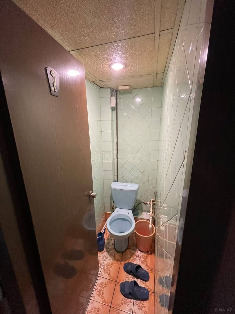 3 otaqlı Köhnə tikili, Xalqlar Dostluğu m., Bakı