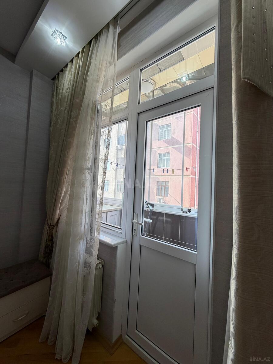 3 otaqlı Yeni tikili, Neftçilər m., Bakı