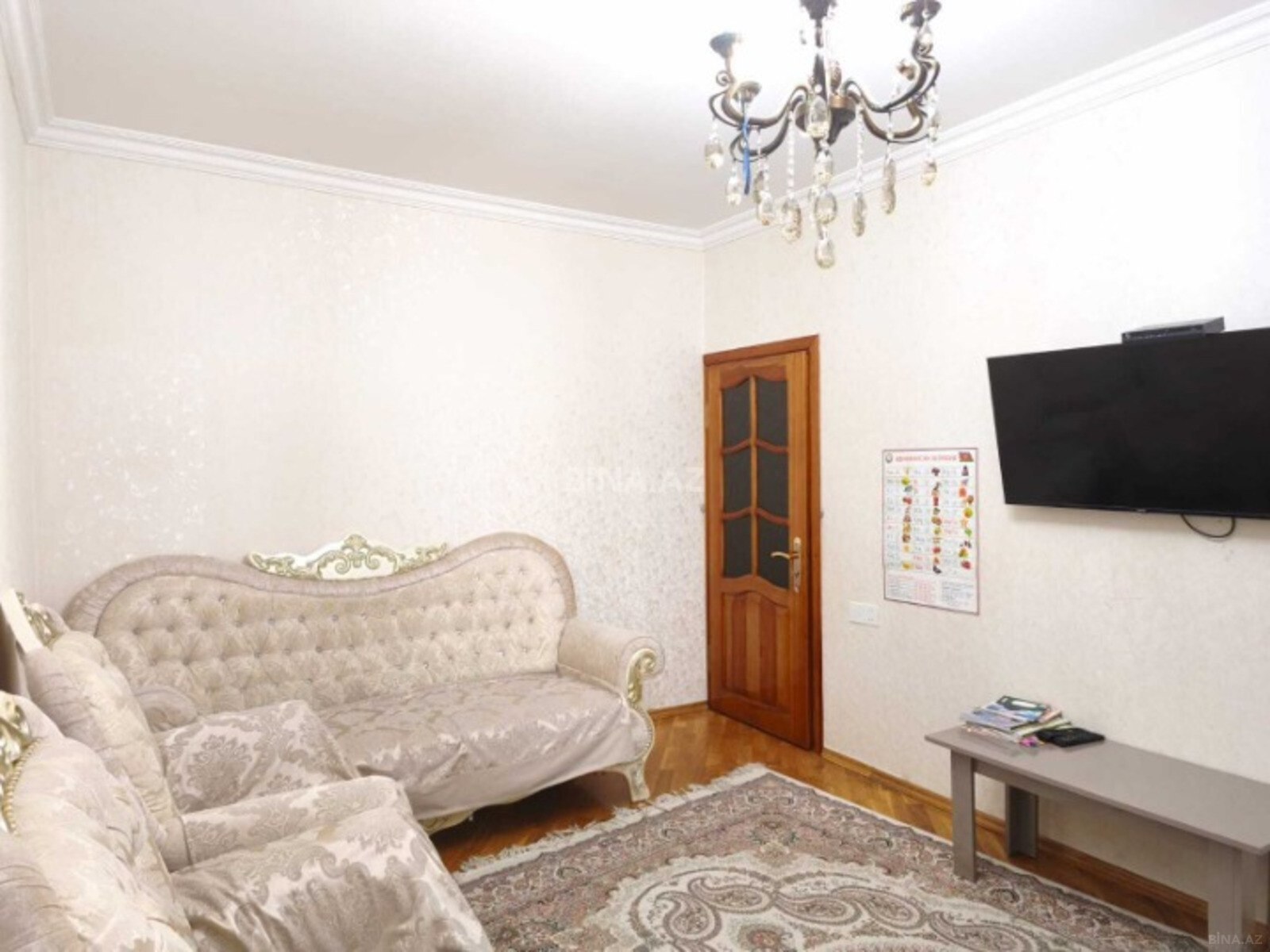 3 otaqlı Köhnə tikili, Əhmədli m., Bakı