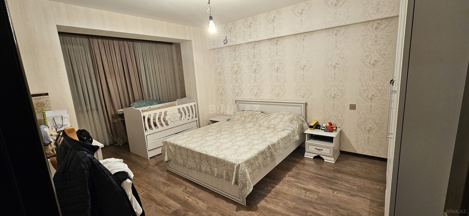 3 otaqlı Köhnə tikili, Qara Qarayev m., Bakı