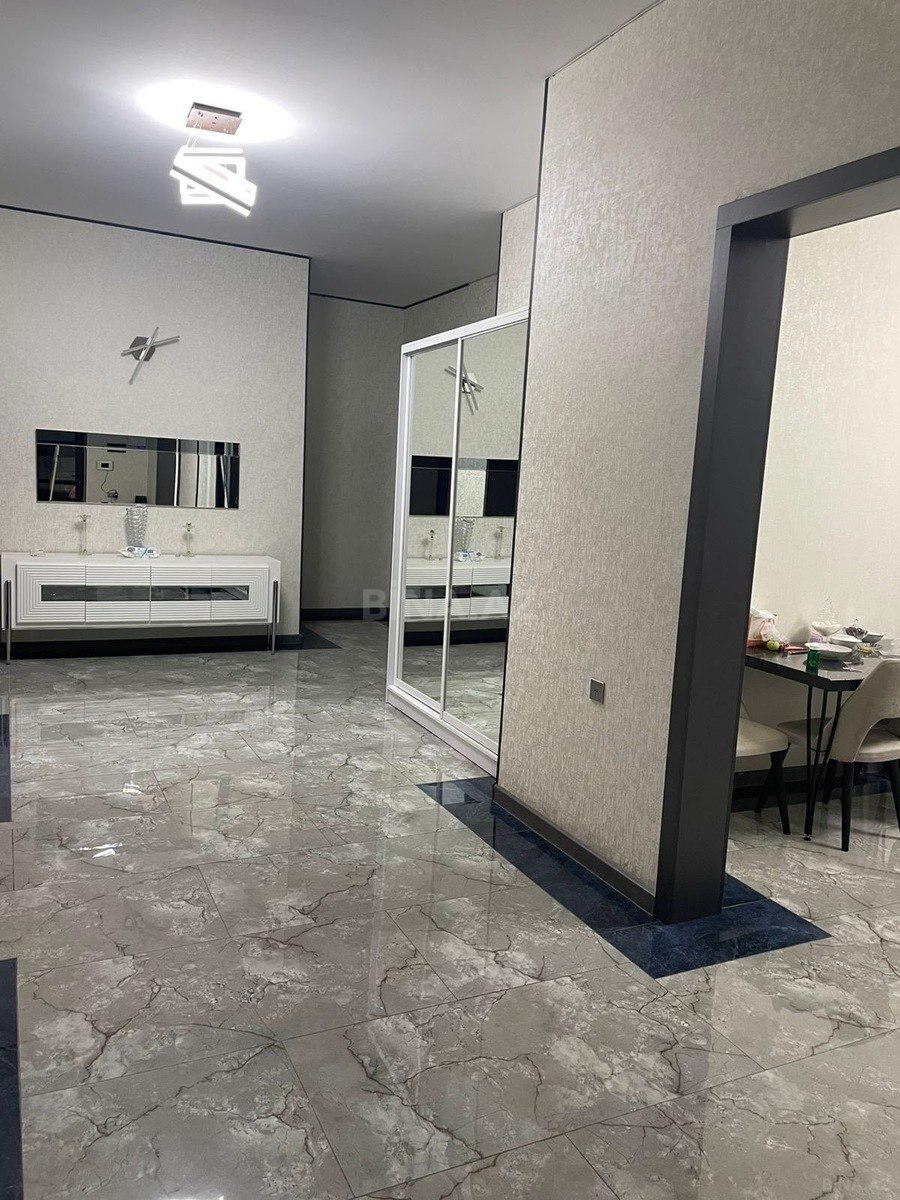 4 otaqlı Həyət evi/Bağ evi, Mərdəkan q., Bakı
