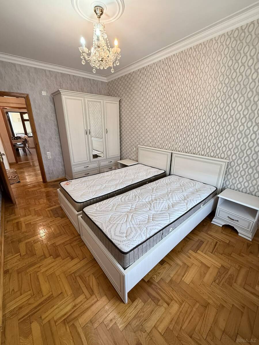 3 otaqlı Köhnə tikili, Nizami r., Bakı