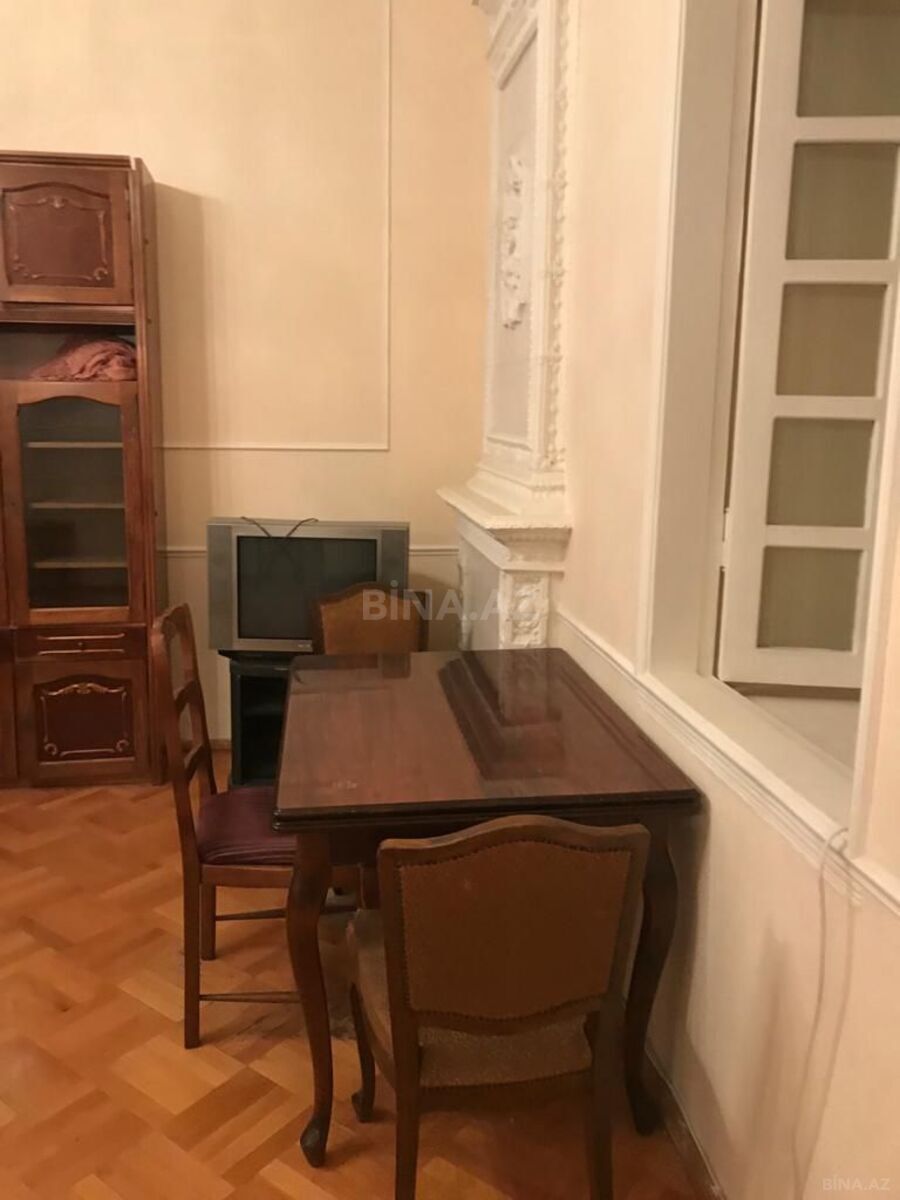 3 otaqlı Köhnə tikili, Sahil m., Bakı