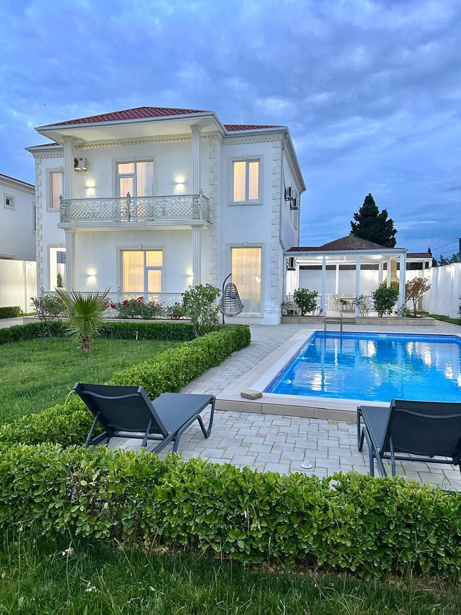 5 otaqlı Həyət evi/Bağ evi, Mərdəkan q., Bakı