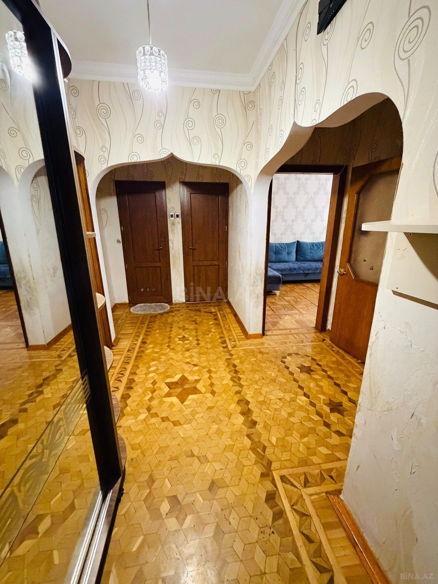 3 otaqlı Köhnə tikili, Əhmədli m., Bakı