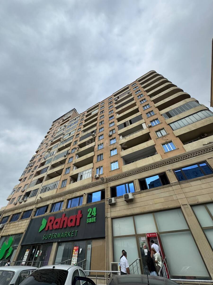 3 otaqlı Yeni tikili, Xırdalan