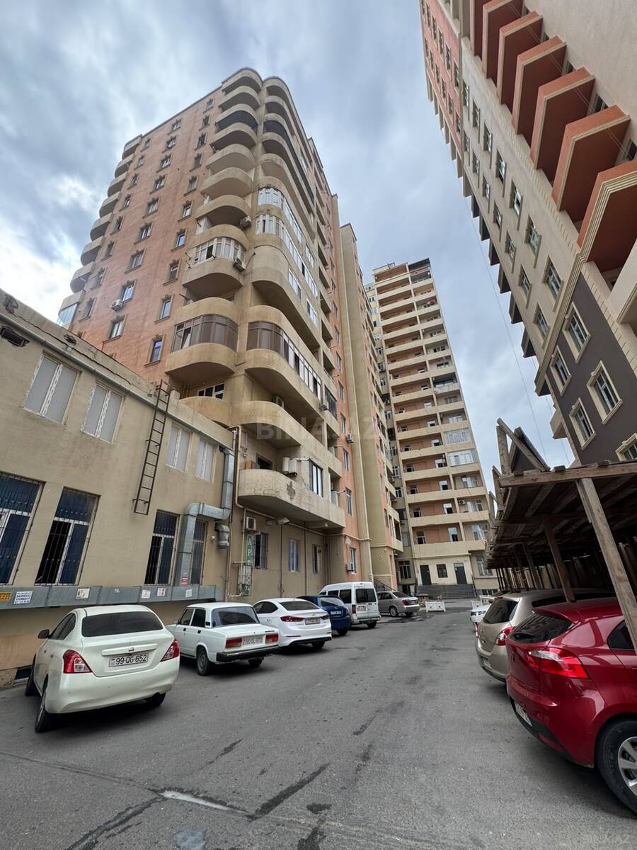 3 otaqlı Yeni tikili, Xırdalan