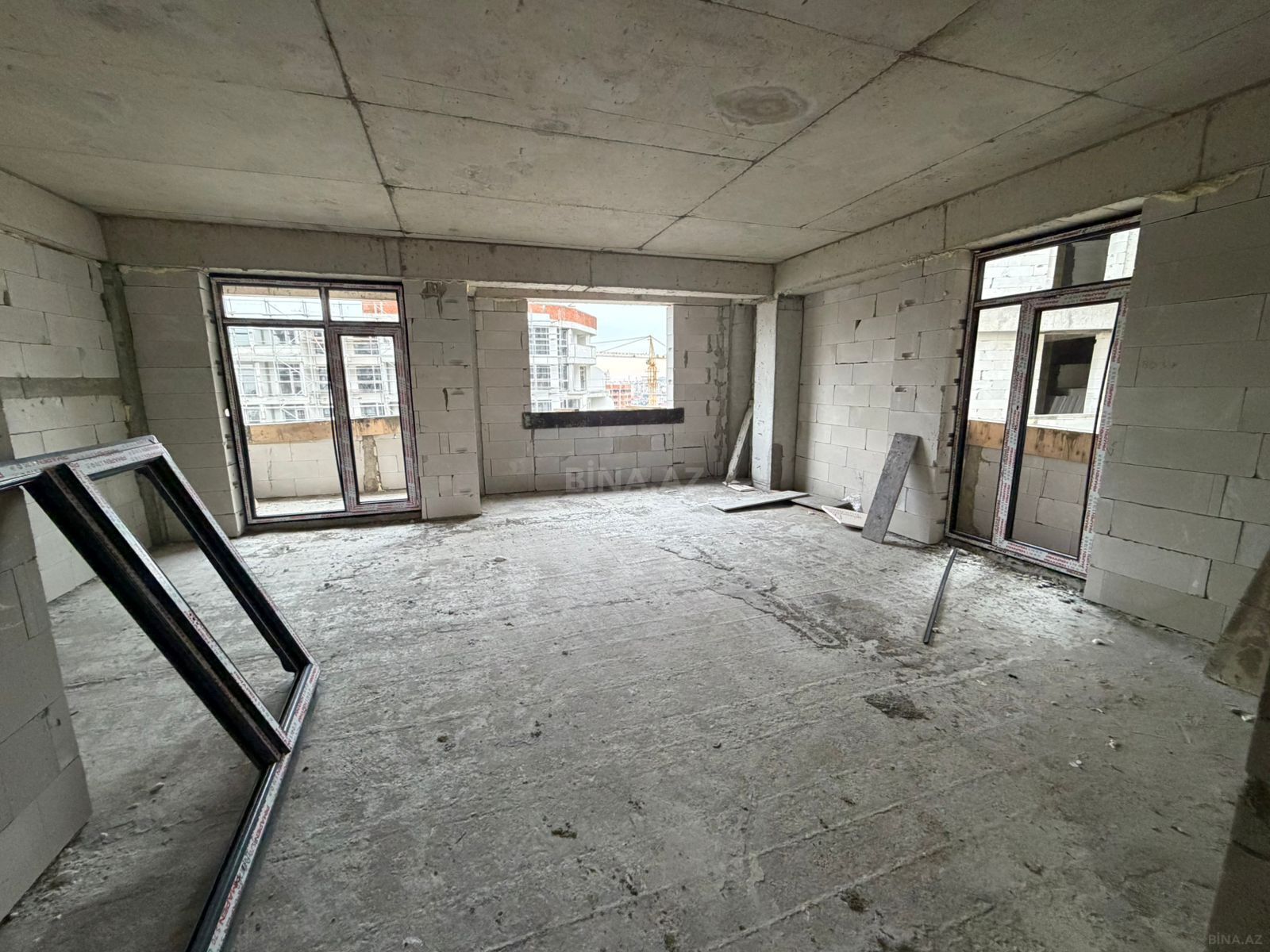 3 otaqlı Yeni tikili, Qara Qarayev m., Bakı