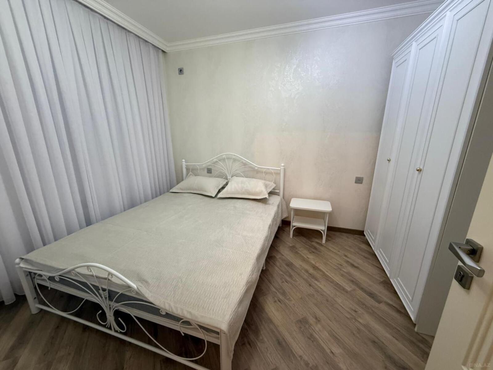 3 otaqlı Yeni tikili, Elmlər Akademiyası m., Bakı