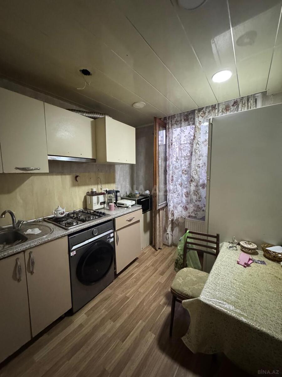2 otaqlı Köhnə tikili, Azadlıq Prospekti m., Bakı