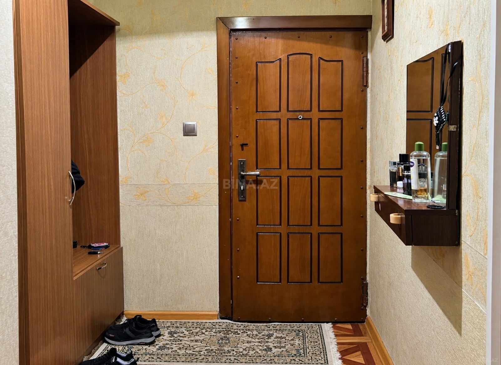 4 otaqlı Köhnə tikili, Həzi Aslanov m., Bakı