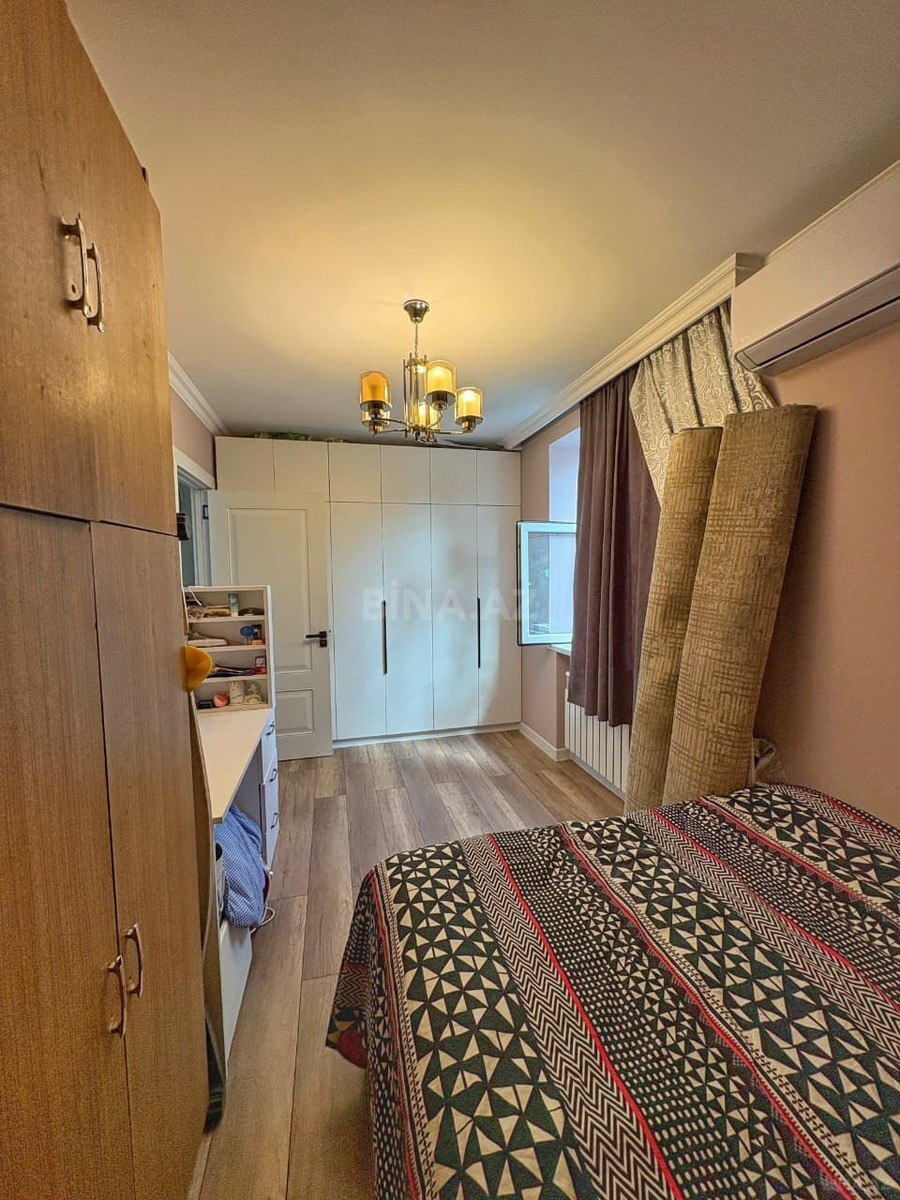 3 otaqlı Köhnə tikili, Neftçilər m., Bakı