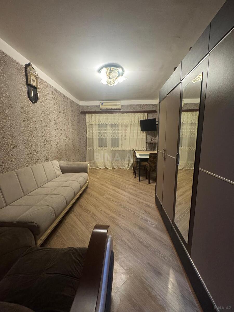 1 otaqlı Köhnə tikili, Əhmədli m., Bakı