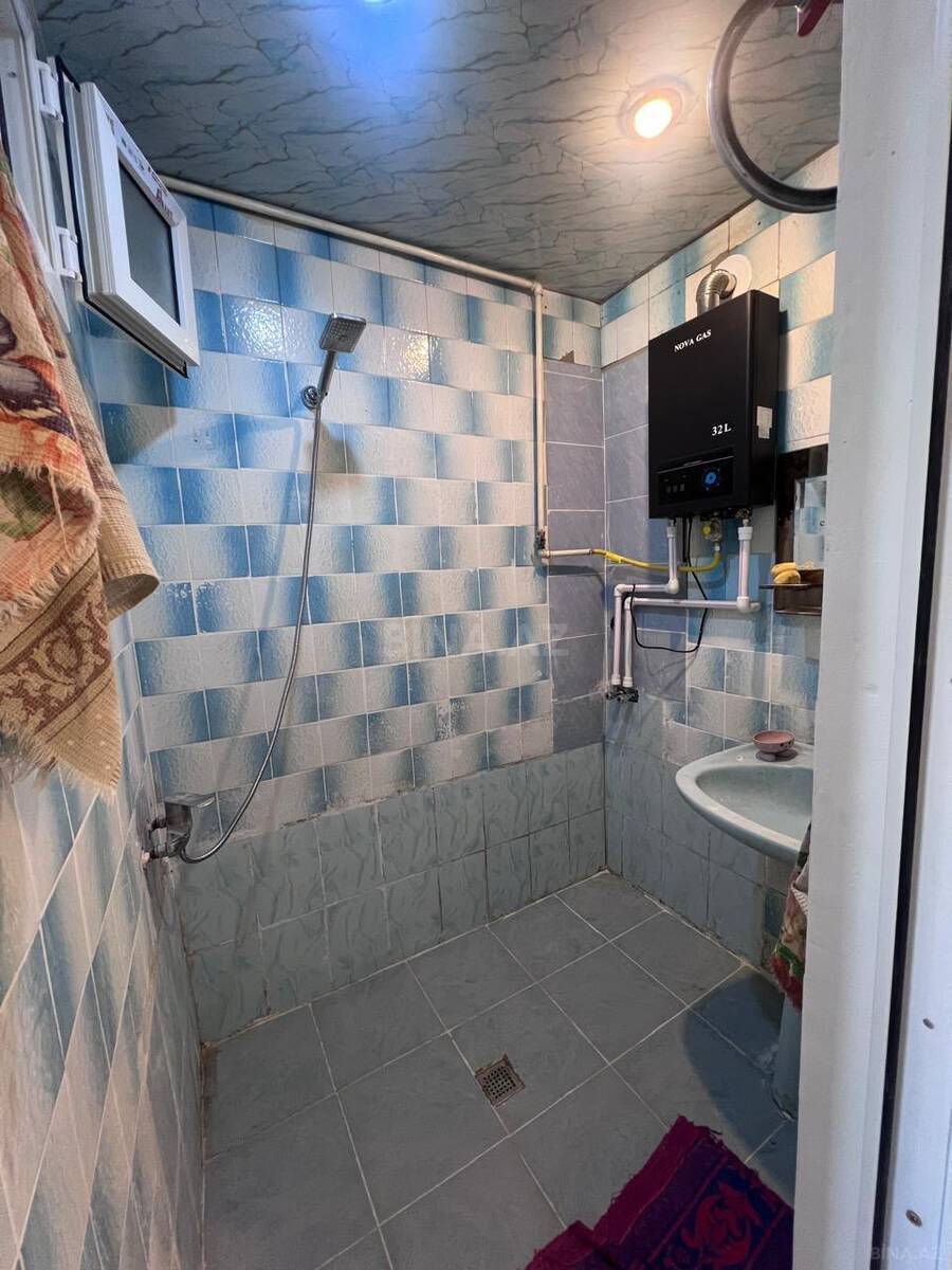 3 otaqlı Köhnə tikili, Nizami r., Bakı