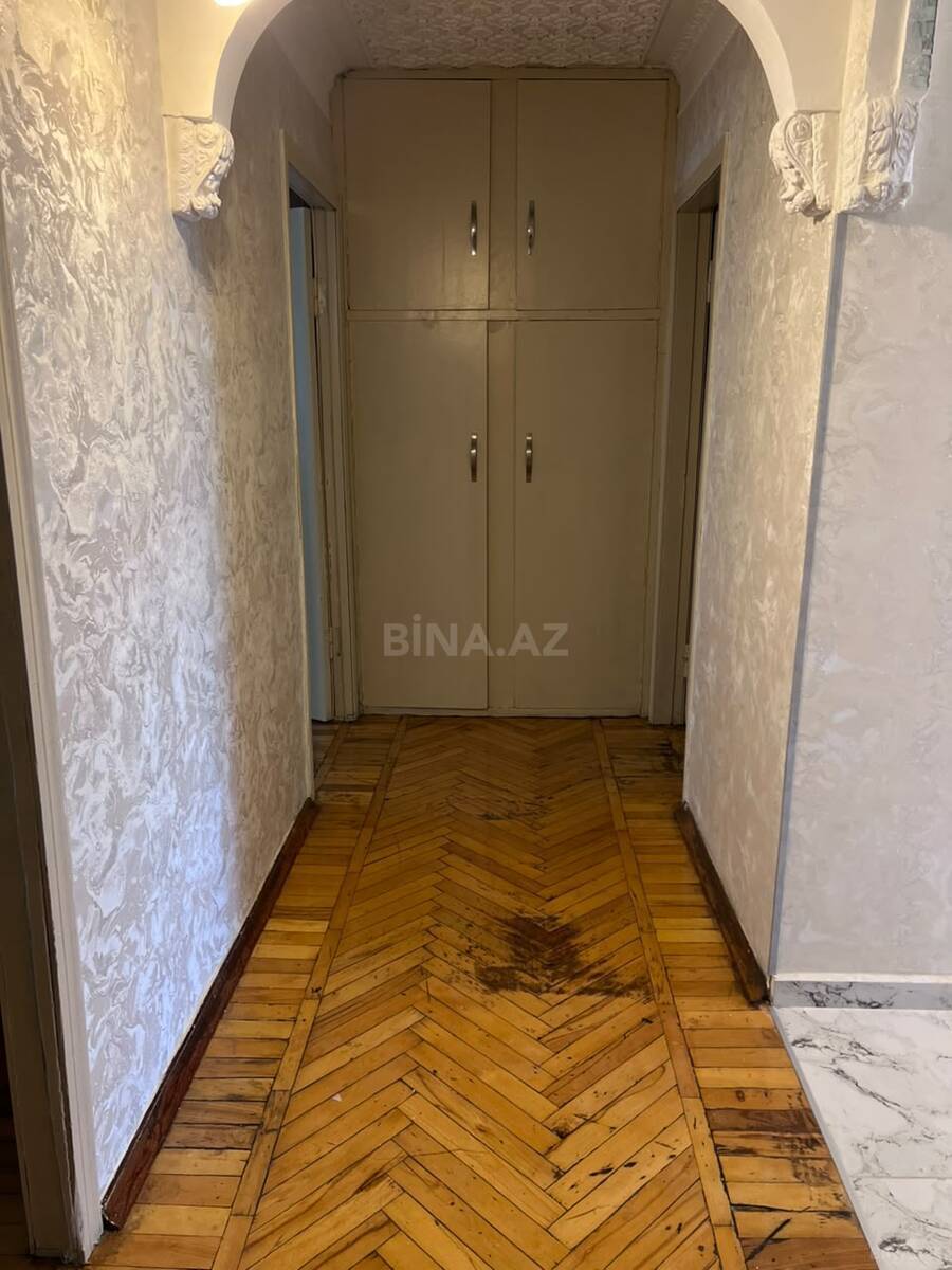 3 otaqlı Köhnə tikili, Nizami r., Bakı