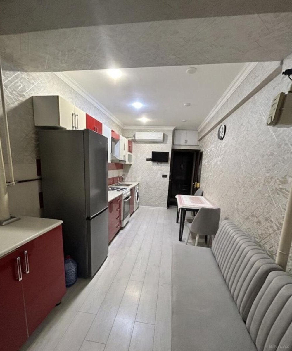 3 otaqlı Yeni tikili, Xırdalan