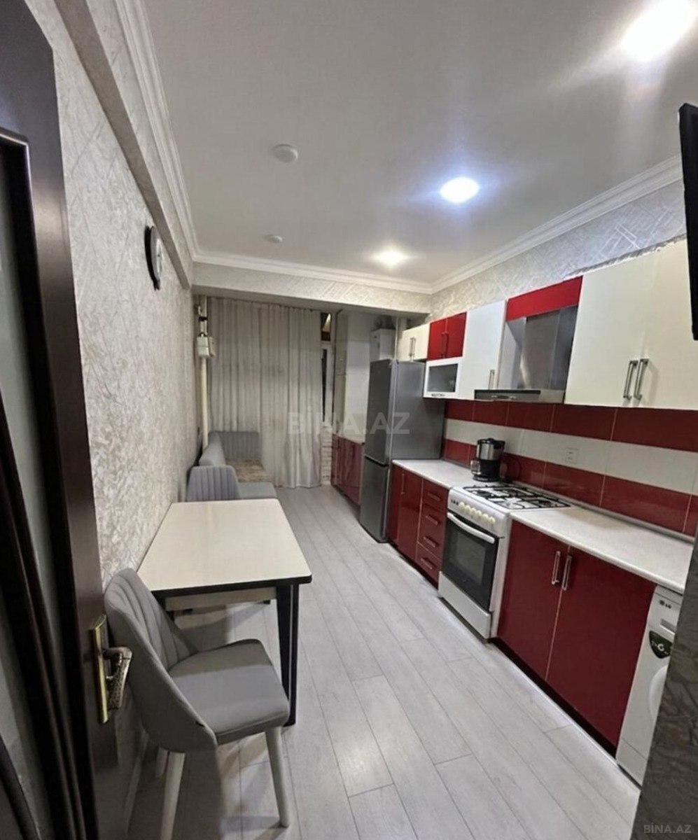 3 otaqlı Yeni tikili, Xırdalan