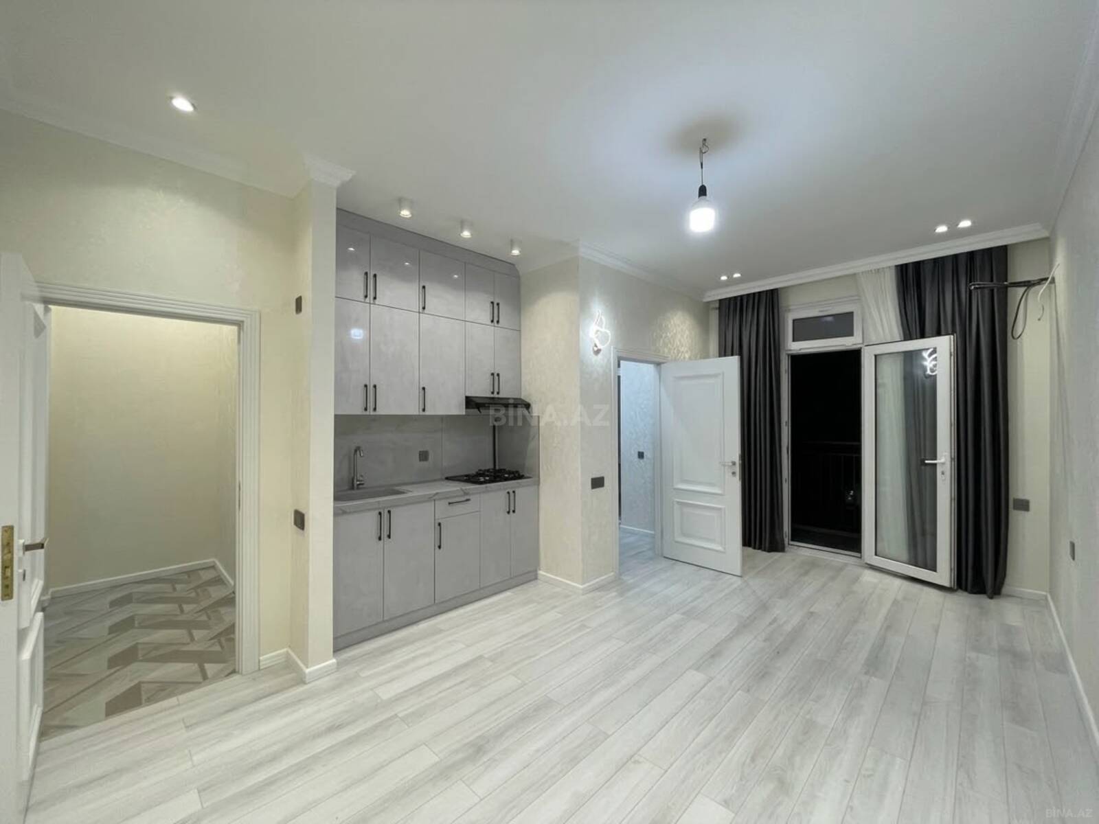 2 otaqlı Köhnə tikili, 28 May m., Bakı