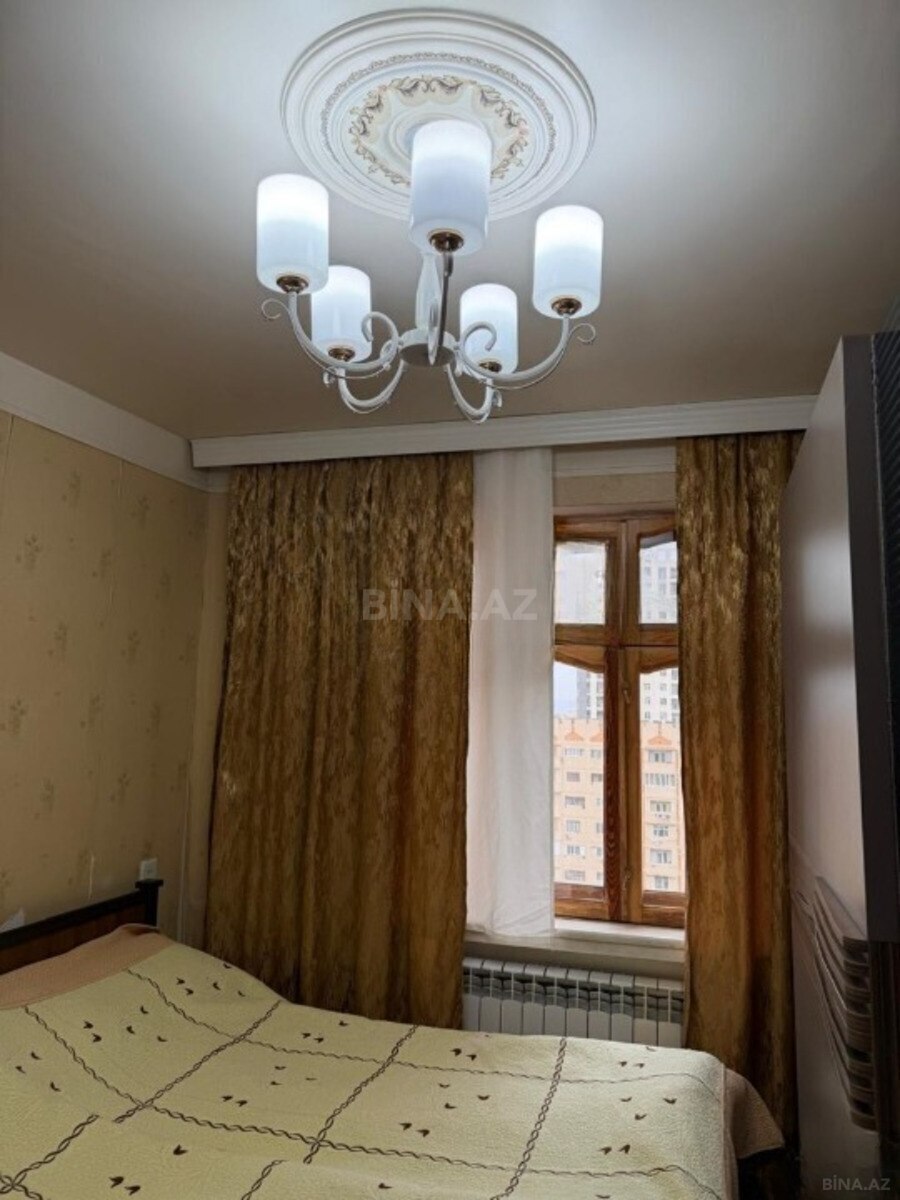 2 otaqlı Köhnə tikili, Həzi Aslanov m., Bakı