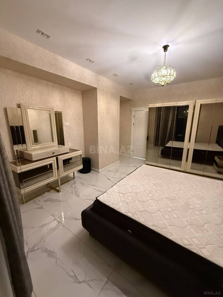 3 otaqlı Yeni tikili, 8 Noyabr m., Bakı