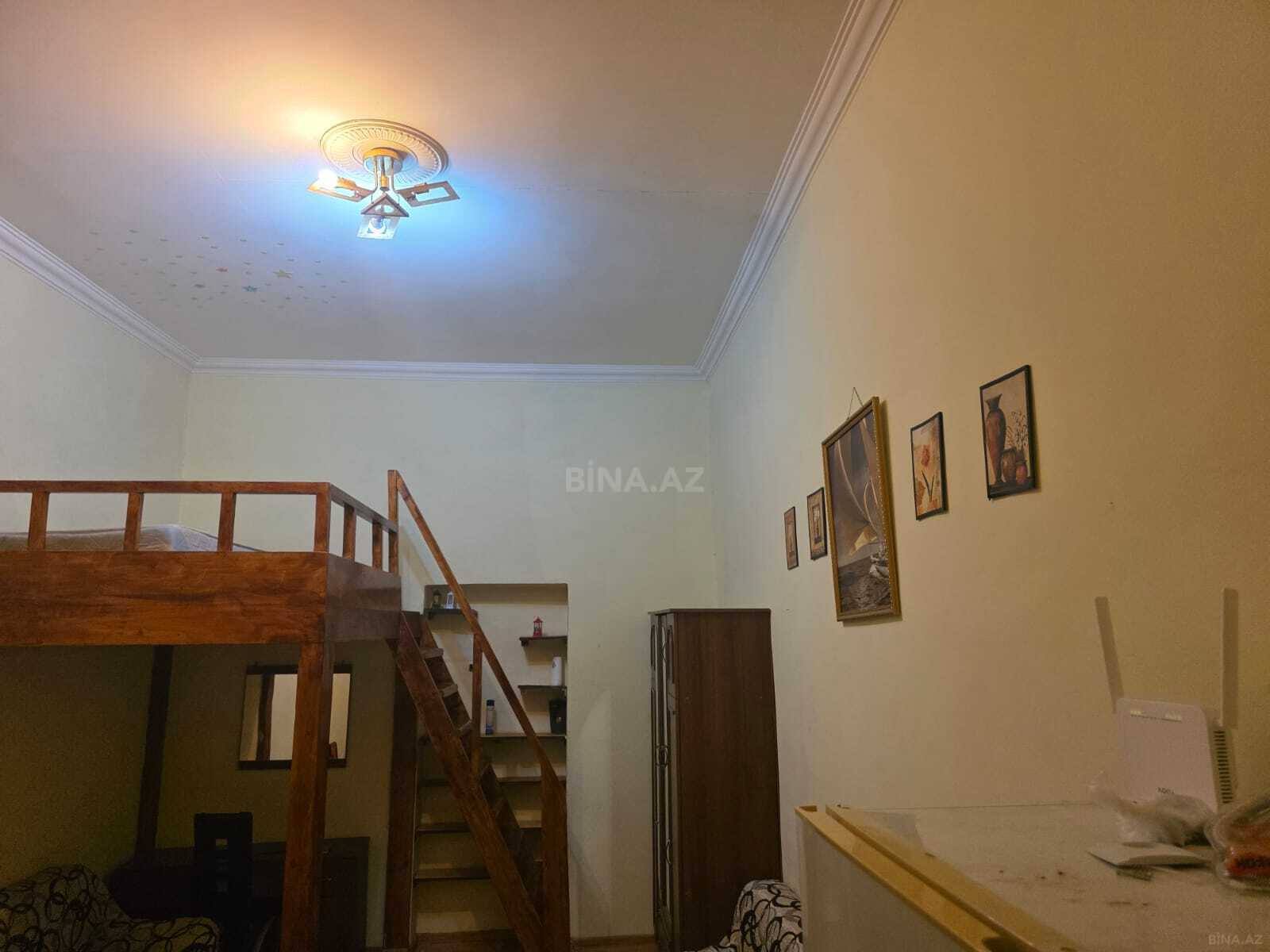 1 otaqlı Köhnə tikili, 20-ci sahə q., Bakı