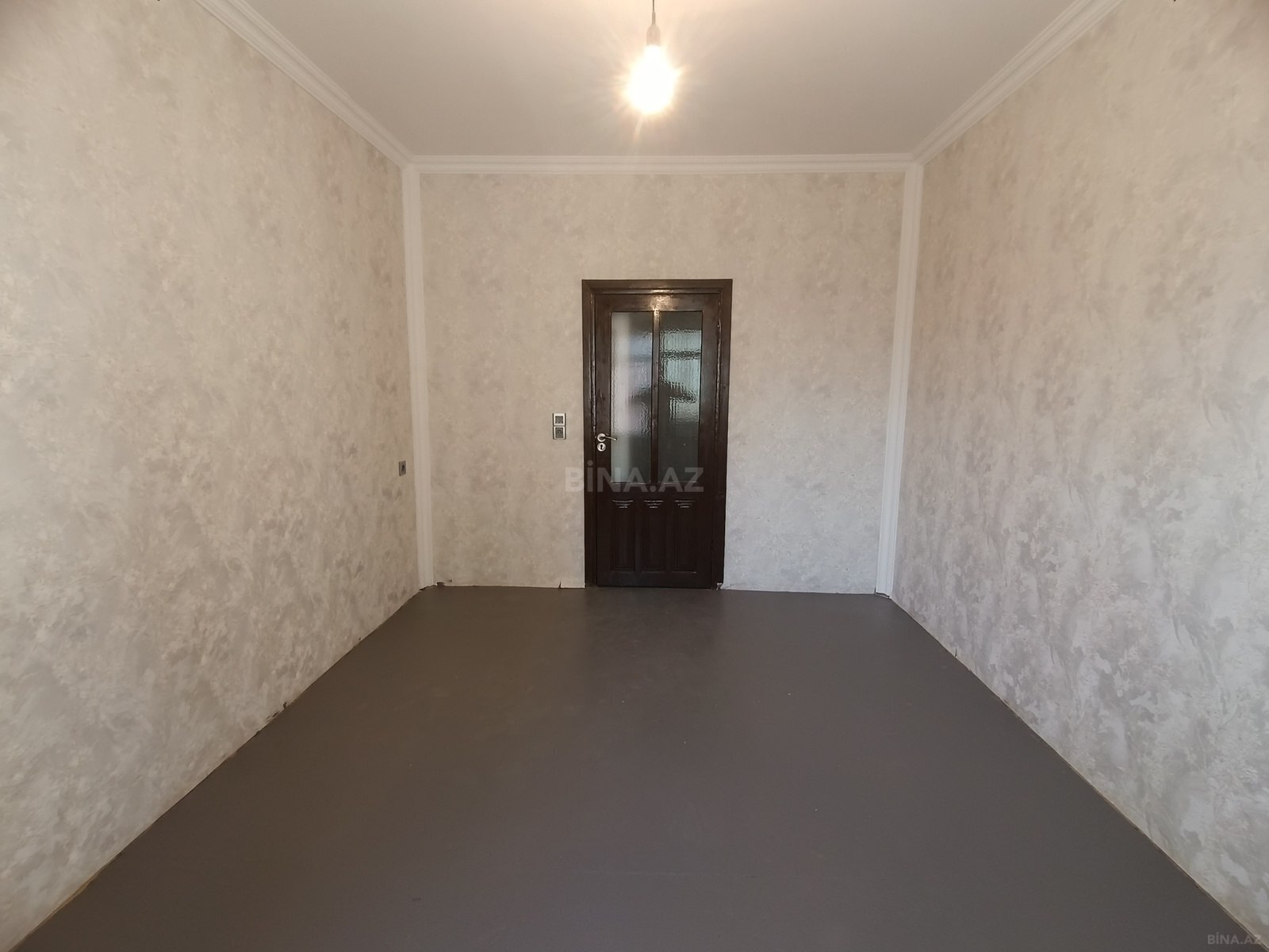 4 otaqlı Köhnə tikili, Yeni Yasamal q., Bakı