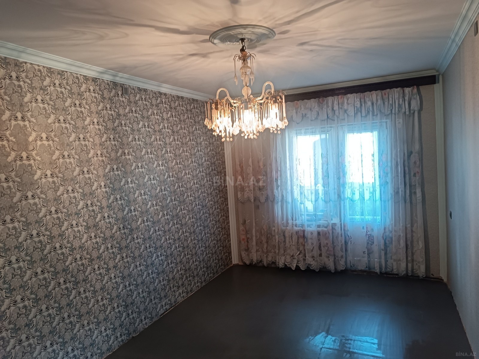 4 otaqlı Köhnə tikili, Yeni Yasamal q., Bakı