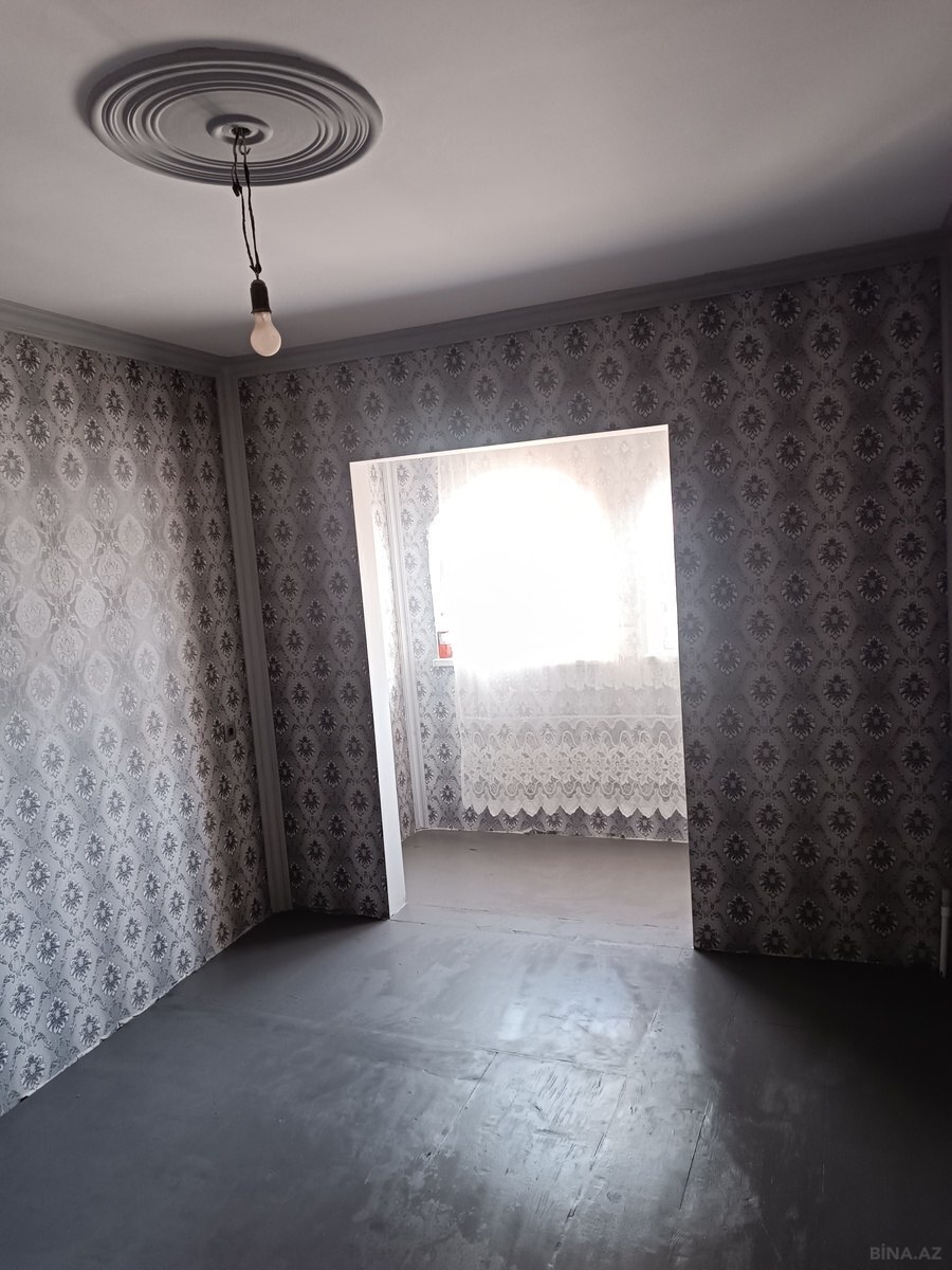 4 otaqlı Köhnə tikili, Yeni Yasamal q., Bakı