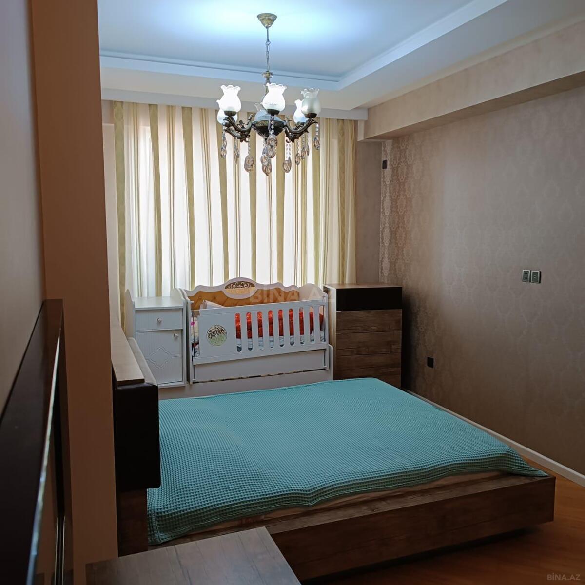 3 otaqlı Yeni tikili, Memar Əcəmi m., Bakı