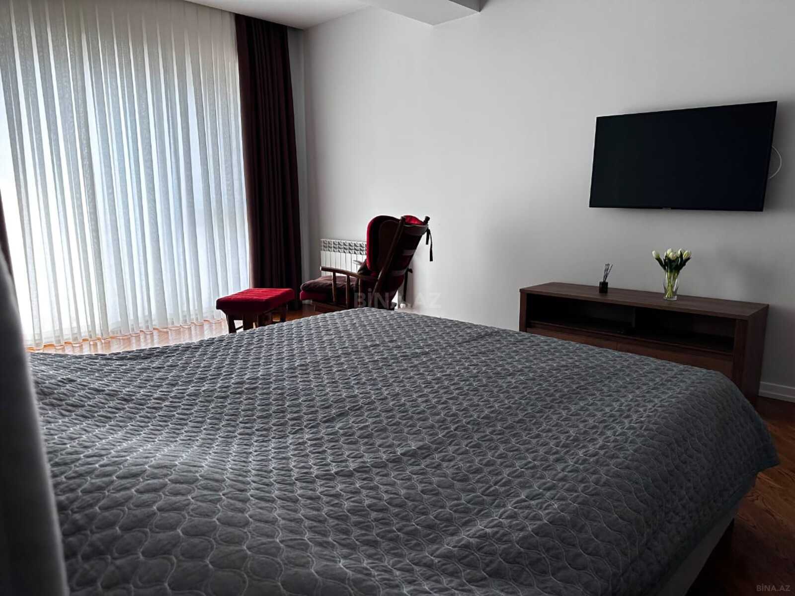 3 otaqlı Yeni tikili, Şah İsmayıl Xətai m., Bakı