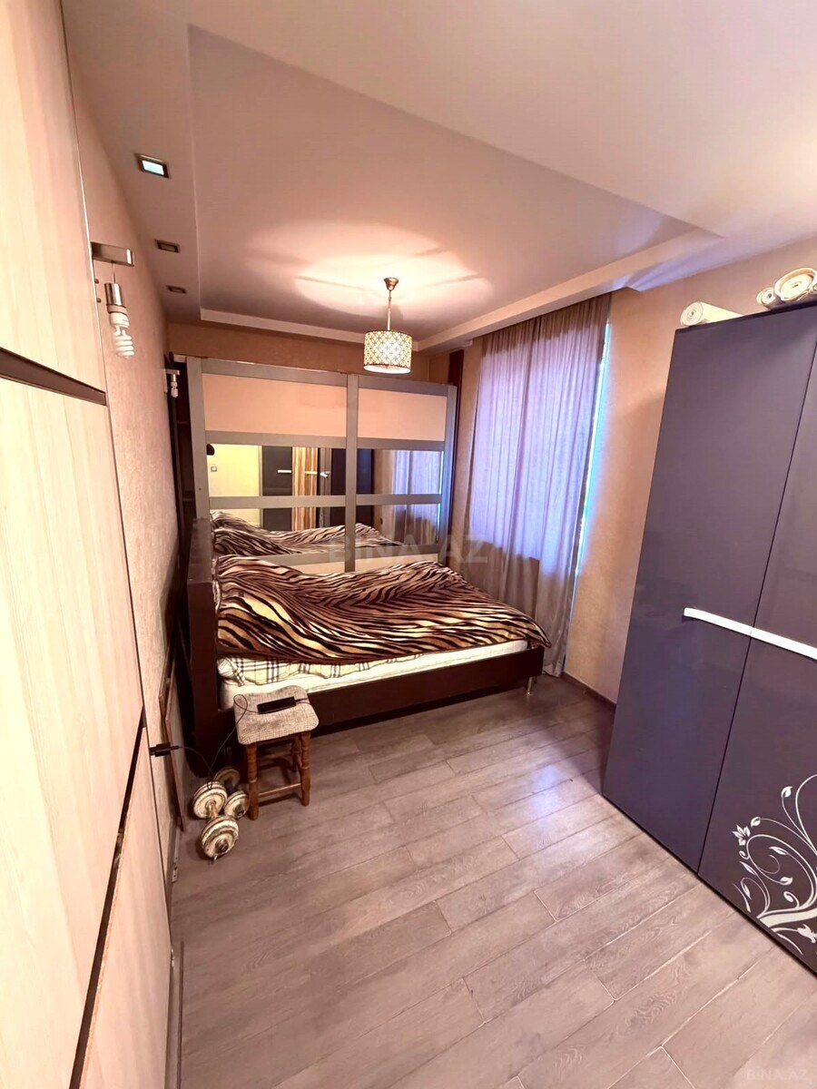 2 otaqlı Köhnə tikili, Nizami m., Bakı