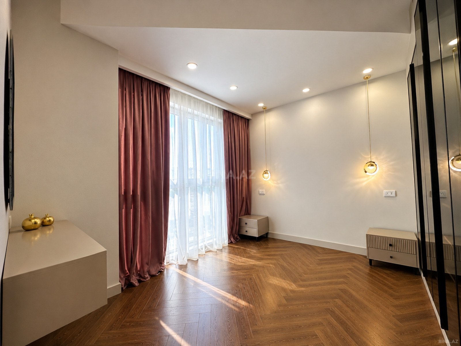3 otaqlı Yeni tikili, 28 May m., Bakı