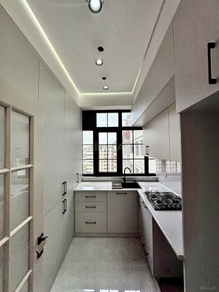 2 otaqlı Yeni tikili, Neftçilər m., Bakı