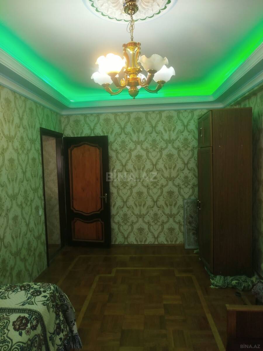 4 otaqlı Köhnə tikili, Həzi Aslanov m., Bakı