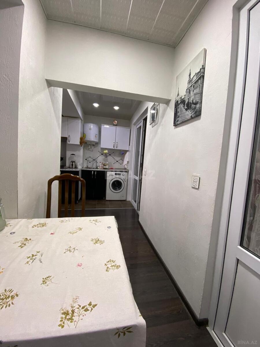 4 otaqlı Köhnə tikili, Əhmədli m., Bakı