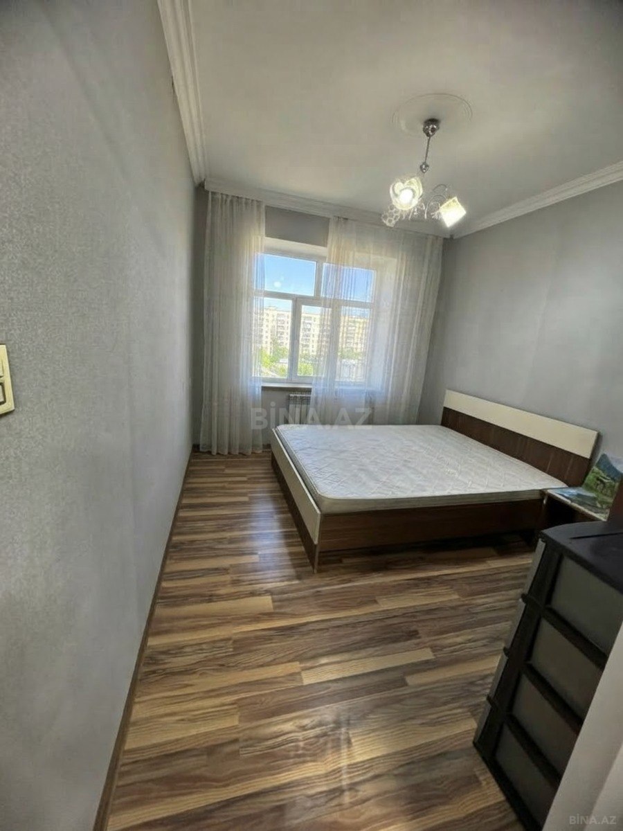 2 otaqlı Köhnə tikili, Xalqlar Dostluğu m., Bakı
