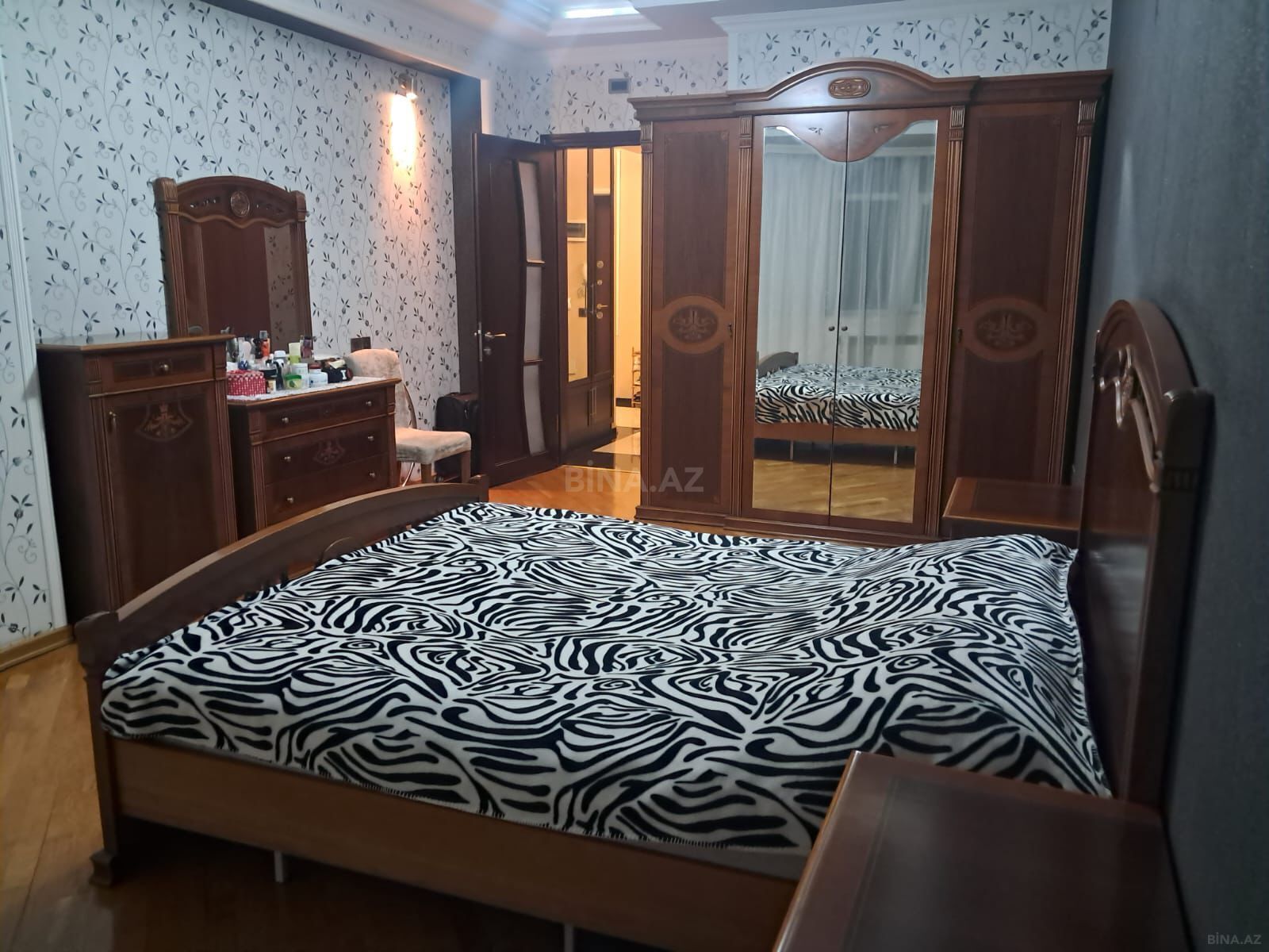 3 otaqlı Yeni tikili, 20 Yanvar m., Bakı