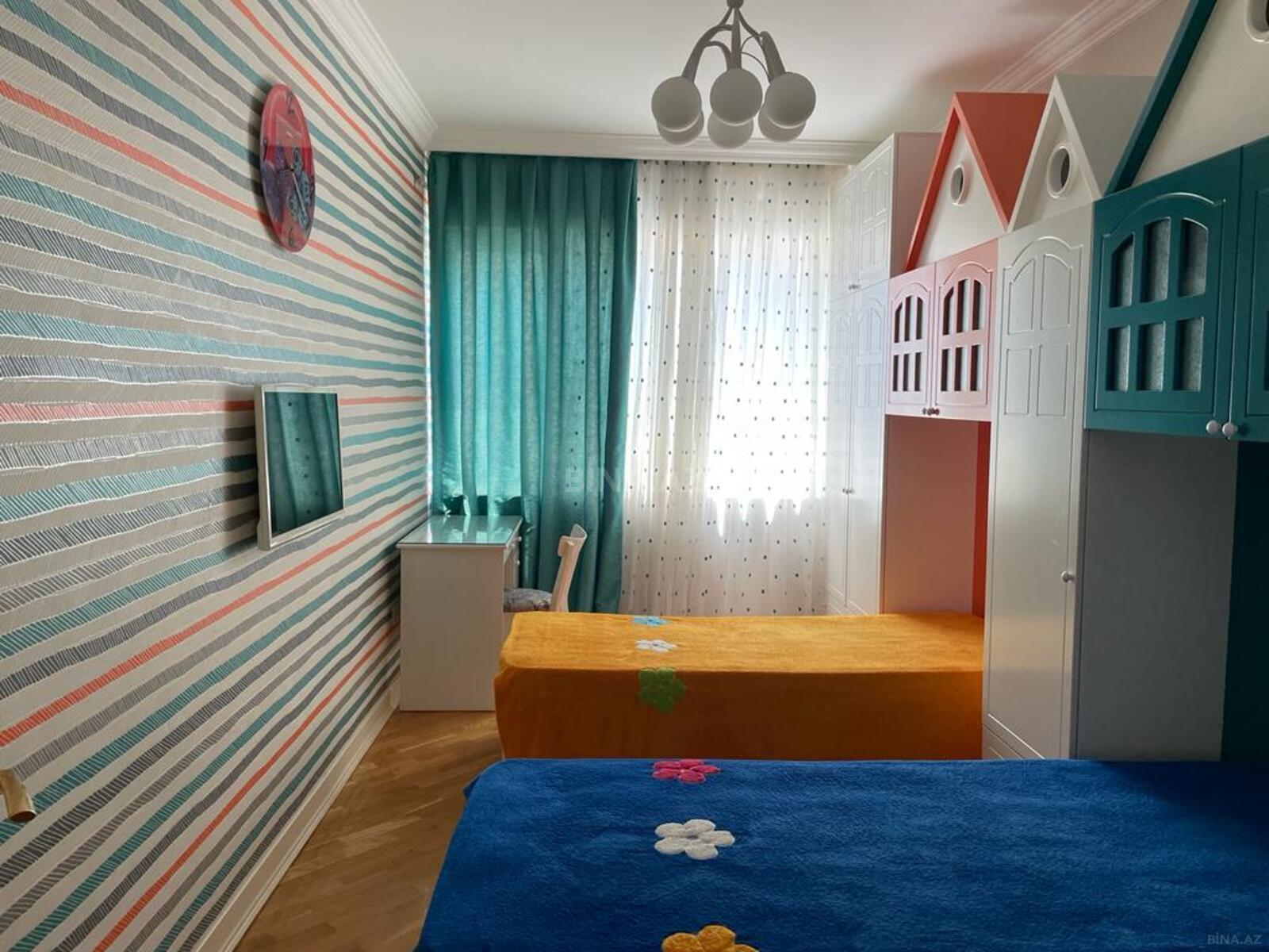 3 otaqlı Yeni tikili, Şah İsmayıl Xətai m., Bakı