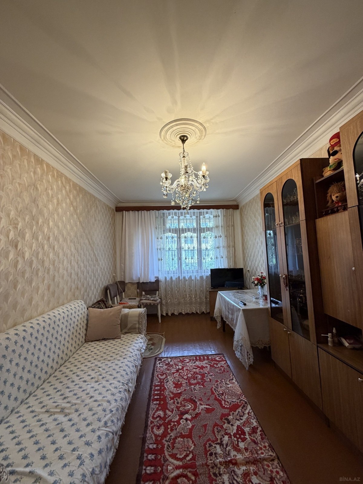 3 otaqlı Köhnə tikili, Bakıxanov q., Bakı