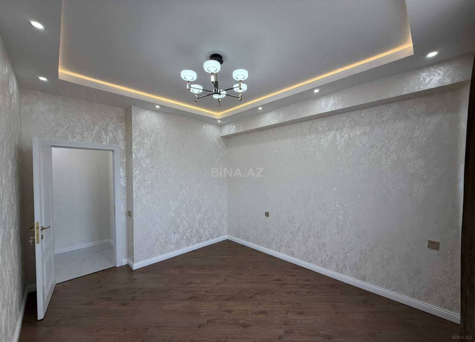 3 otaqlı Yeni tikili, İnşaatçılar m., Bakı