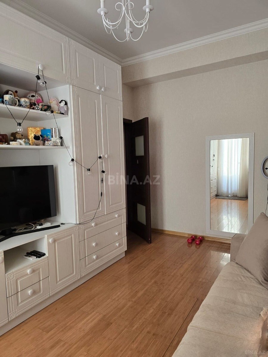 3 otaqlı Yeni tikili, Qara Qarayev m., Bakı
