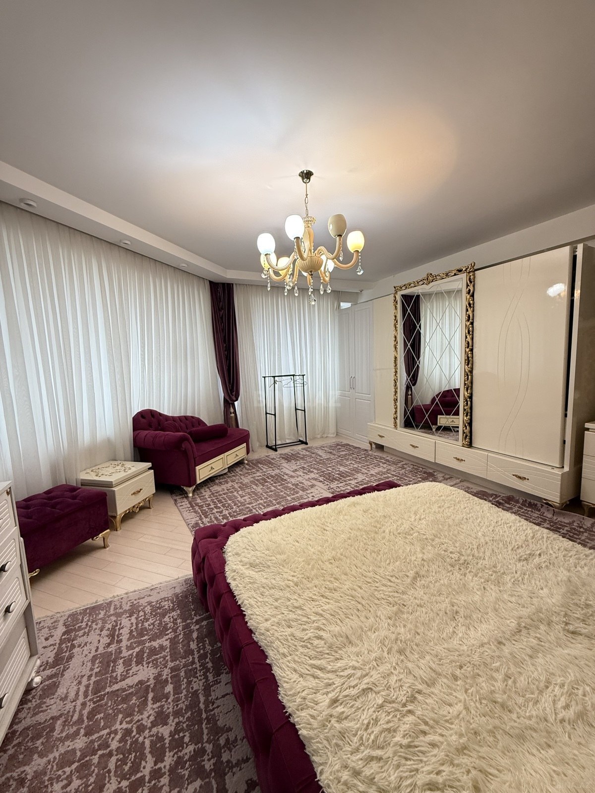 3 otaqlı Yeni tikili, Nizami r., Bakı