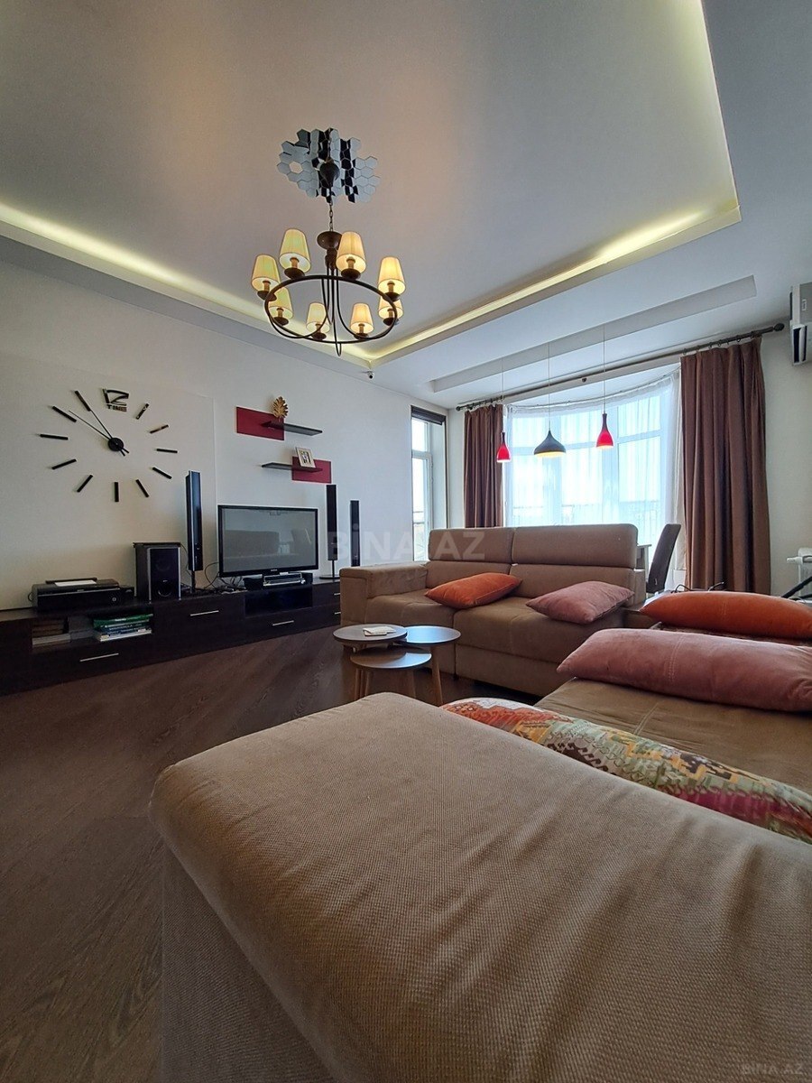 3 otaqlı Yeni tikili, 8 Noyabr m., Bakı
