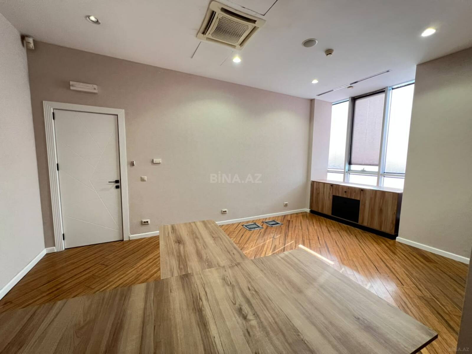 1 otaqlı Ofis, Bakmil m., Bakı