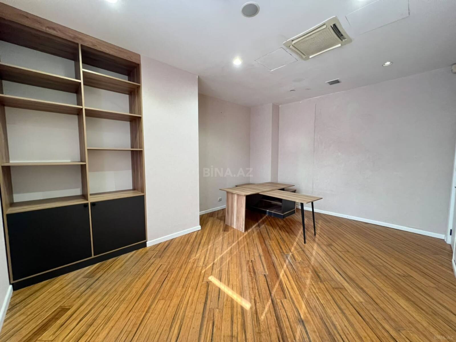 1 otaqlı Ofis, Bakmil m., Bakı