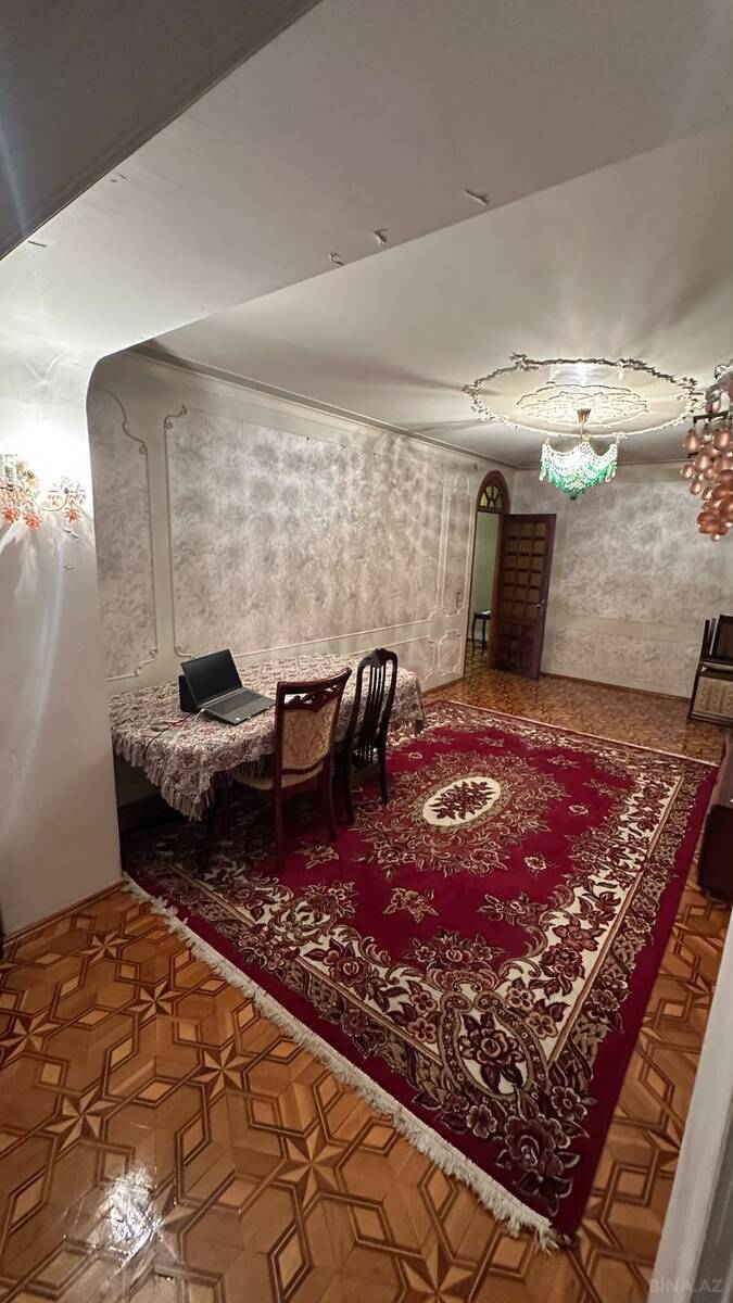 4 otaqlı Köhnə tikili, Həzi Aslanov m., Bakı