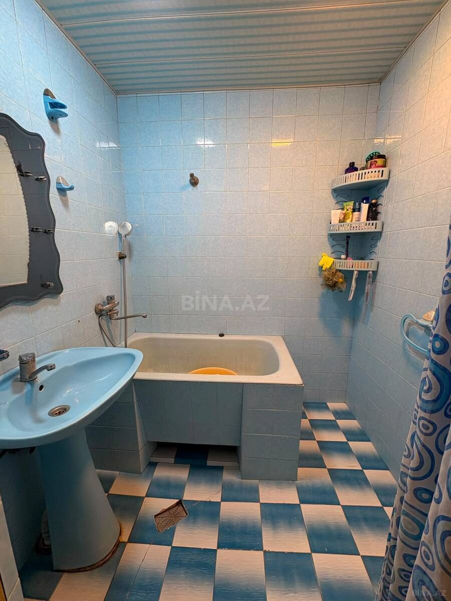 4 otaqlı Köhnə tikili, Həzi Aslanov m., Bakı
