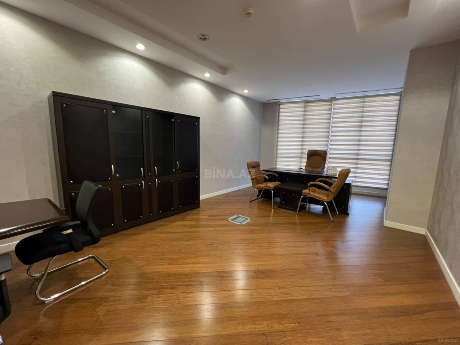 4 otaqlı Ofis, Bakmil m., Bakı