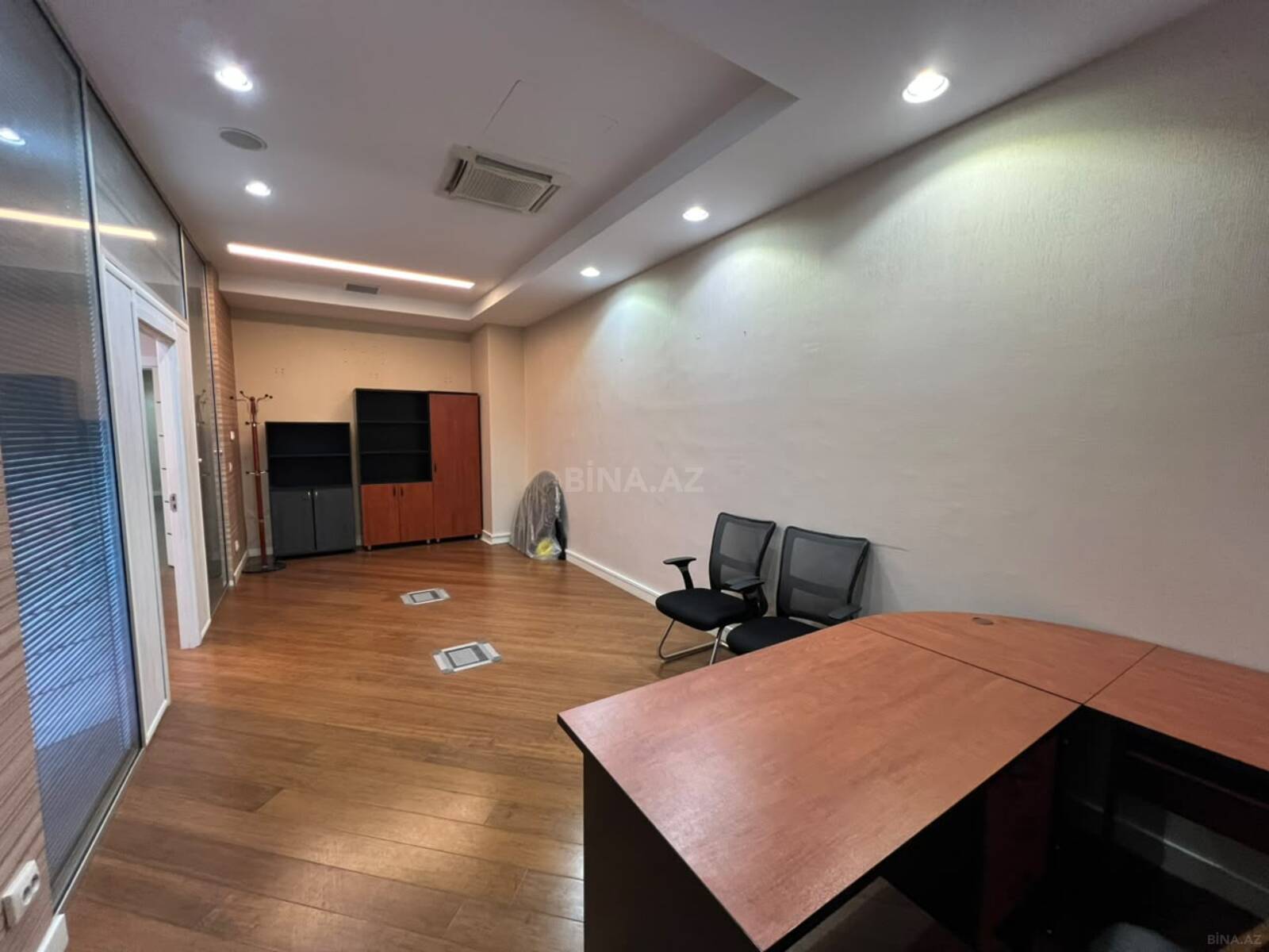 4 otaqlı Ofis, Bakmil m., Bakı